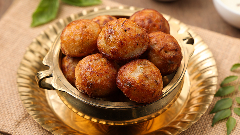 Instant Wheat Appe / Paniyaram